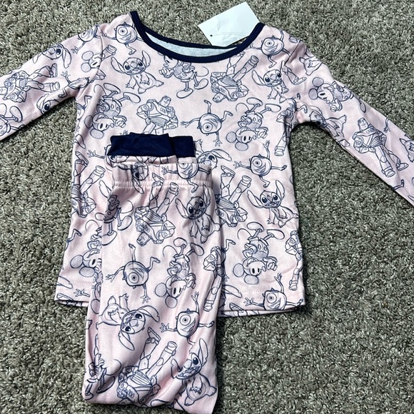 NWT- size 4- Disney 100 matching set. - Picture 1 of 4